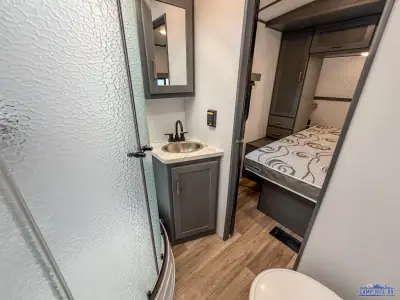 2022 Keystone Premier Ultra Lite 30RIPR photo 23
