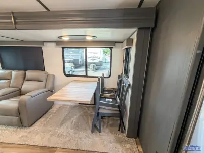 2022 Keystone Premier Ultra Lite 30RIPR photo 12