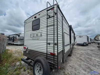 2022 Palomino Puma 32DBTS photo 5