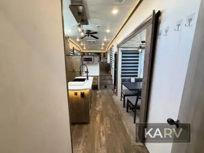 2021 Forest River Sabre 37FLH photo 42