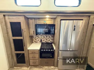 2021 Forest River Sabre 37FLH photo 23