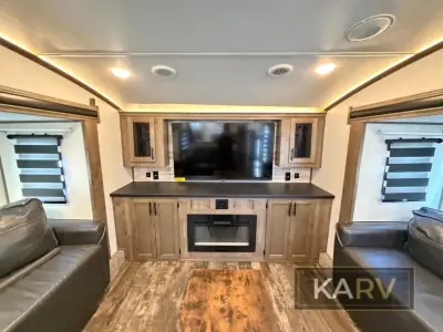 2021 Forest River Sabre 37FLH photo 17