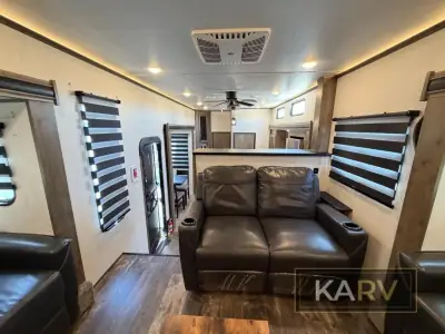 2021 Forest River Sabre 37FLH photo 18