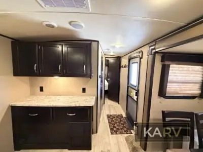 2017 Grand Design Imagine 2950RL photo 20