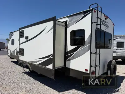 2017 Grand Design Imagine 2950RL photo 5