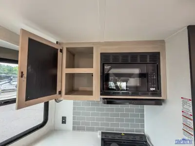 2027 Forest River Puma Vista 39FKL photo 7