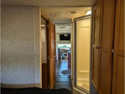 2005 Gulf Stream B T Cruiser 5290 photo 16