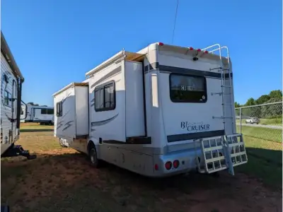 2005 Gulf Stream B T Cruiser 5290 photo 4