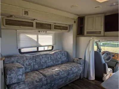 2005 Gulf Stream B T Cruiser 5290 photo 6