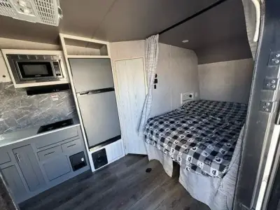 2024 Eclipse Recreational Vehicles ICONIC 2120SBE photo 13