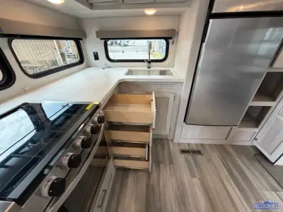2021 Keystone Sprinter 25ML photo 19