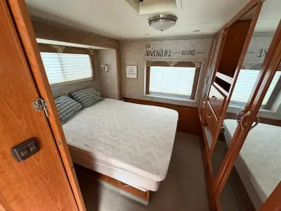 2006 National DOLPHIN 5535 photo 18