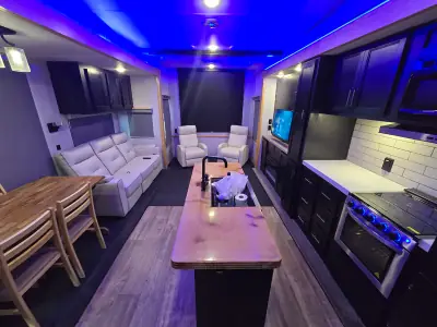 2022 Forest River CHEROKEE TIMBERWOLF 39DL photo 12