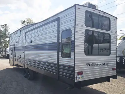 2022 Forest River CHEROKEE TIMBERWOLF 39DL photo 8