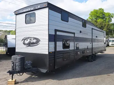 2022 Forest River CHEROKEE TIMBERWOLF 39DL photo 10