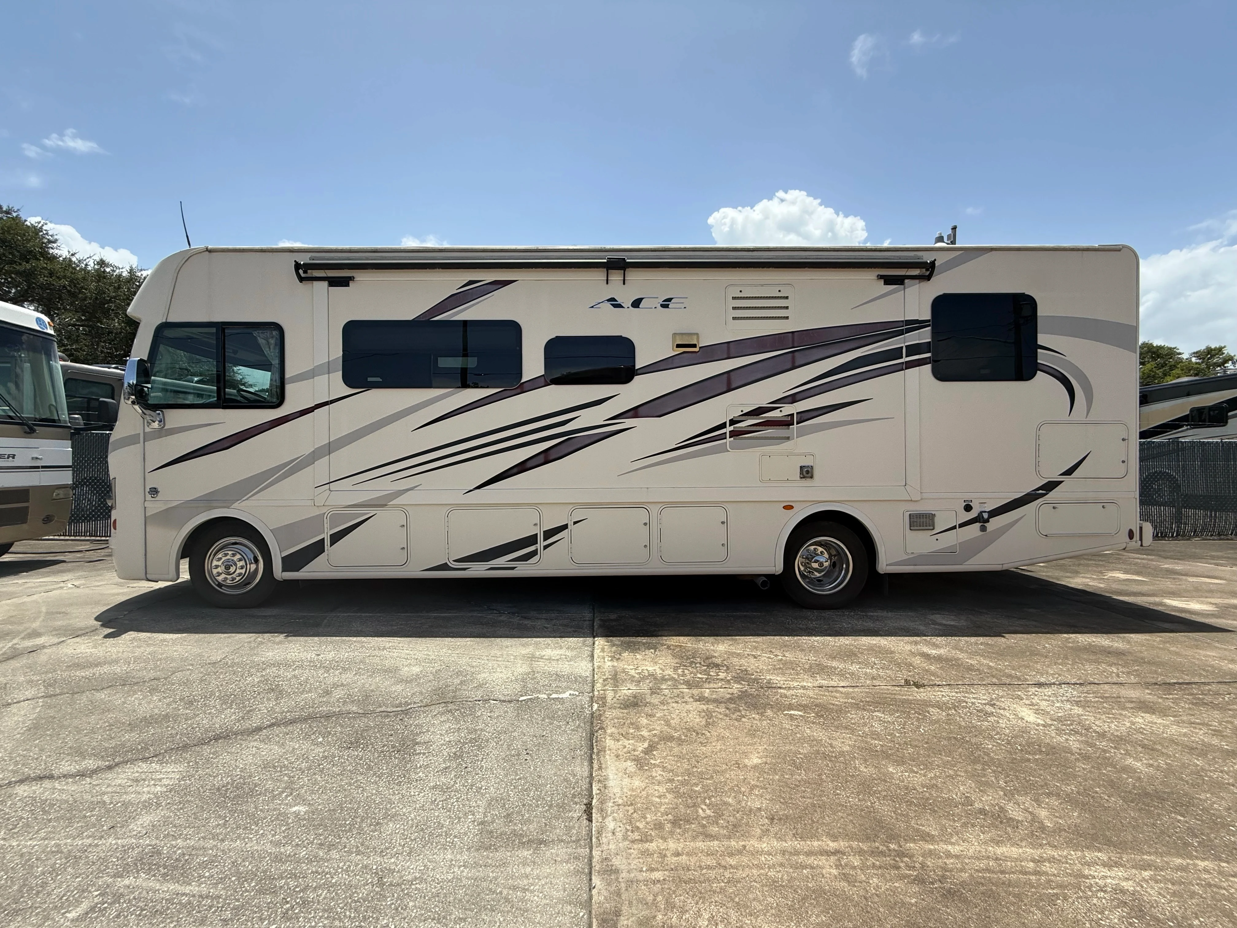 2019 Thor Motor Coach A.C.E. 30.4 exterior