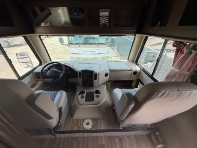 2019 Thor Motor Coach A.C.E. 30.4 photo 6