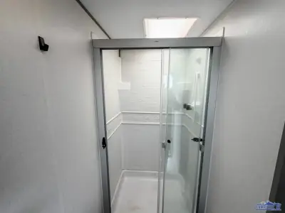 2027 Coachmen Catalina Legacy Edition 333DBDSCK photo 36