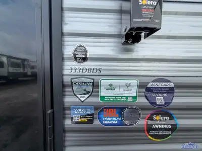 2027 Coachmen Catalina Legacy Edition 333DBDSCK photo 5