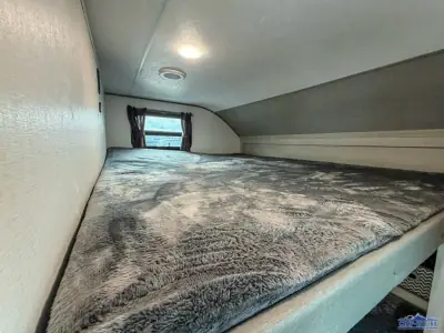 2027 Coachmen Catalina Legacy Edition 333DBDSCK photo 18
