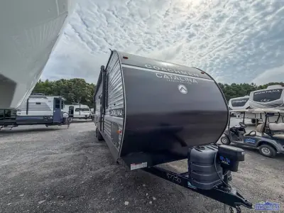 2027 Coachmen Catalina Legacy Edition 333DBDSCK photo 4