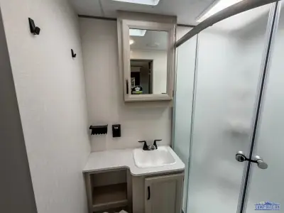 2027 Coachmen Catalina Legacy Edition 333DBDSCK photo 26