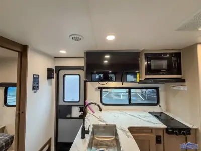 2026 Coachmen Apex X Series 26BHX photo 26