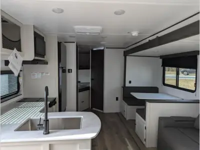 2025 Coachmen Northern Spirit SE 26BH photo 10