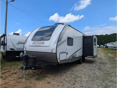 2026 Coachmen Northern Spirit Ultra Lite 2560RK photo 3