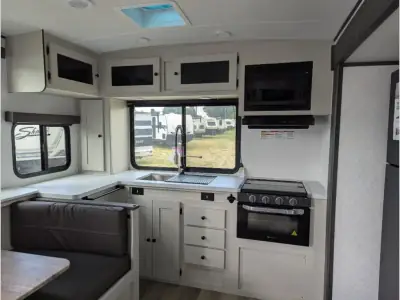 2026 Coachmen Northern Spirit Ultra Lite 2560RK photo 9
