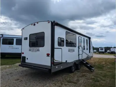 2026 Coachmen Northern Spirit Ultra Lite 2560RK photo 5