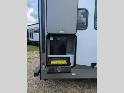 2026 Coachmen Northern Spirit Ultra Lite 2560RK photo 6