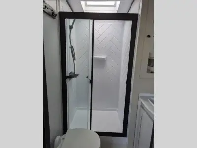 2026 Coachmen Northern Spirit Ultra Lite 2560RK photo 16