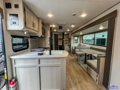 2027 Coachmen Catalina Legacy Edition 273DBHCK photo 21