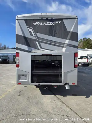 2026 Thor Motor Coach Palazzo GT 33.6 photo 4