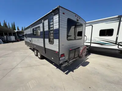 2023 Forest River CHEROKEE GREY WOLF 23MK photo 3