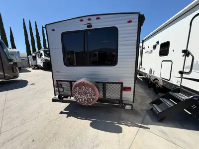 2023 Forest River CHEROKEE GREY WOLF 23MK photo 5