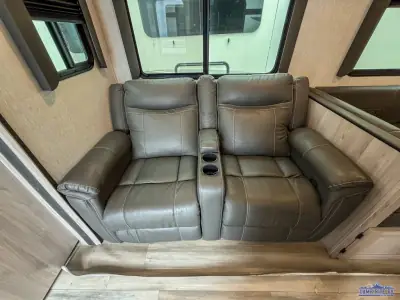 2022 Coachmen Northern Spirit Ultra Lite 2557RB photo 20