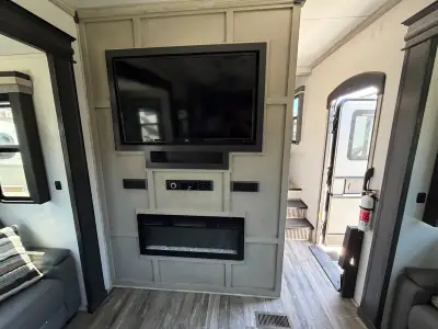 2022 Keystone 3720MD Alpine photo 19