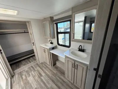 2022 Keystone 3720MD Alpine photo 29