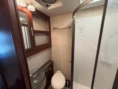 2015 Forest River GEORGETOWN XL 334QS photo 24