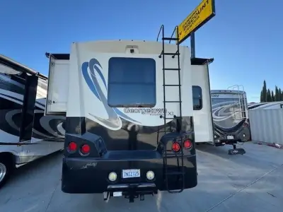 2015 Forest River GEORGETOWN XL 334QS photo 5