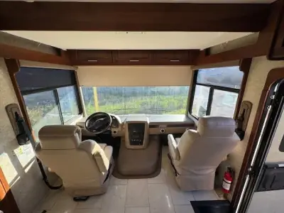 2015 Forest River GEORGETOWN XL 334QS photo 14