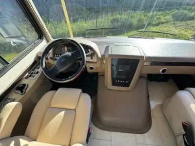 2015 Forest River GEORGETOWN XL 334QS photo 29