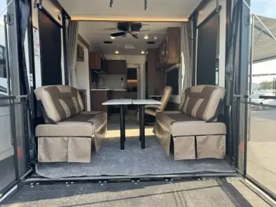 2025 Forest River SANDSTORM 2600SRT photo 17