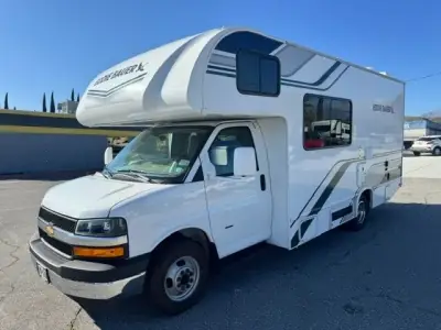 2025 Thor Motor Coach EDDIE BAUER 22EB photo 3
