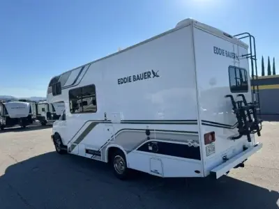 2025 Thor Motor Coach EDDIE BAUER 22EB photo 5