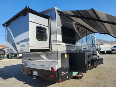 2021 Dynamax Corp ISATA 3 SERIES 24RWM photo 10