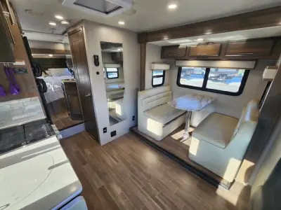2021 Dynamax Corp ISATA 3 SERIES 24RWM photo 19