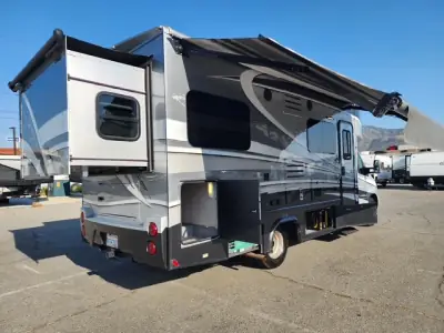 2021 Dynamax Corp ISATA 3 SERIES 24RWM photo 8